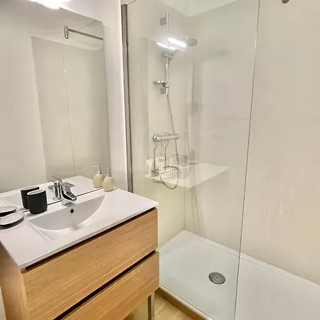 Le Grand Estivale -3 Terrasses-100m De Sable Saint-Raphael (Var)