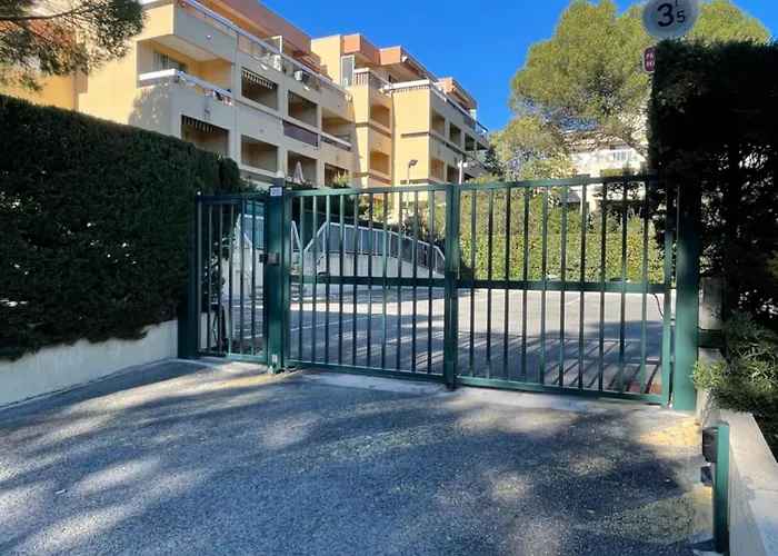 Le Grand Estivale -3 Terrasses-100m De Sable Apartamento *